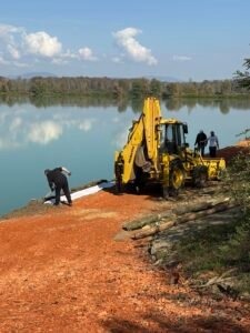 Work on swims Lake Sumbar
