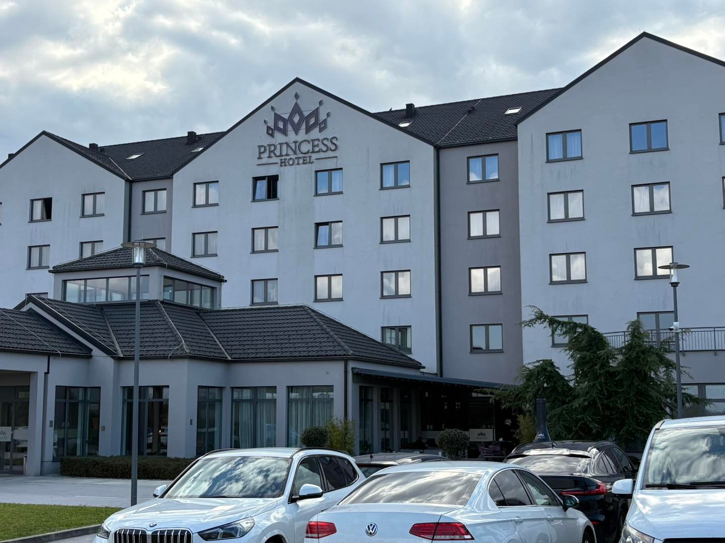 Princess Hotel near Lake Sumbar